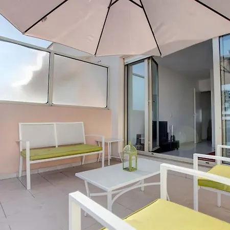 2 P, Piscine, Terrasse, Apercu Mer, Proximite Cannes, Antibes, Monaco Apartament